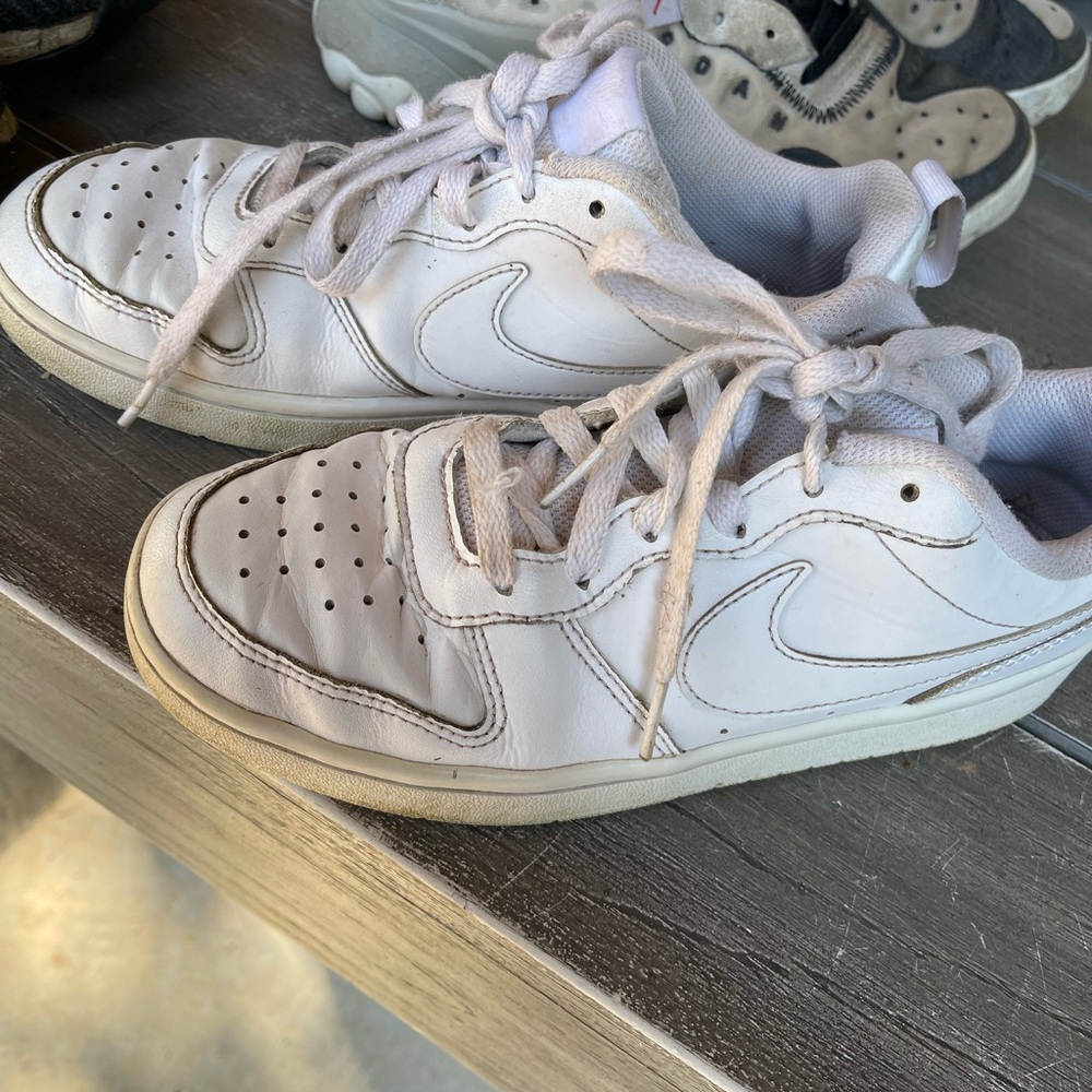 Big kid Nikes shoes